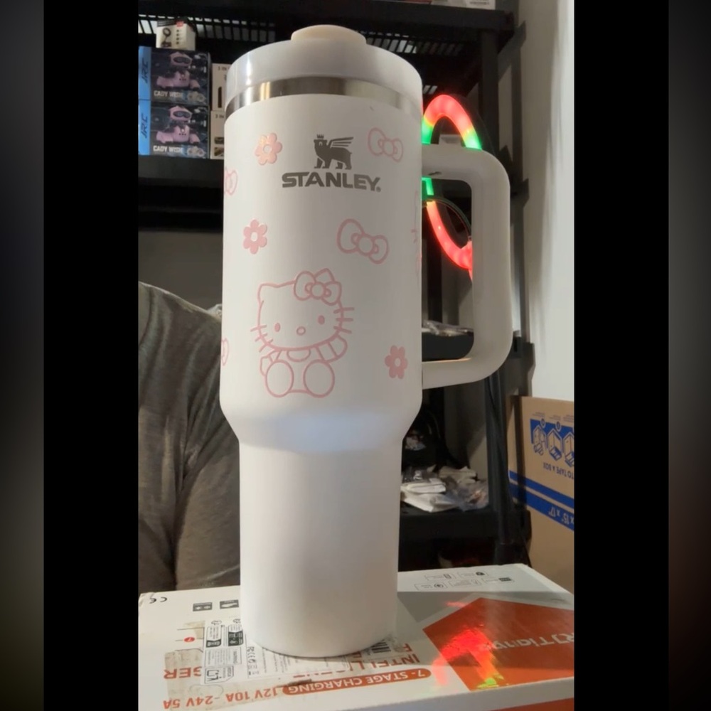 Hello Kitty Flow State Stanley Tumbler 40 oz. White NIB